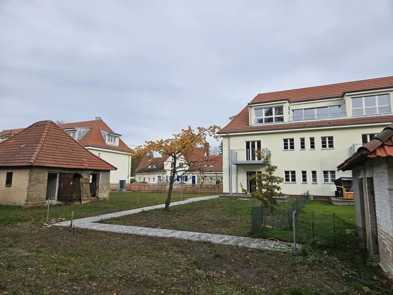 Altbaucharme mit Neubauqualität und großem Garten — photo 1